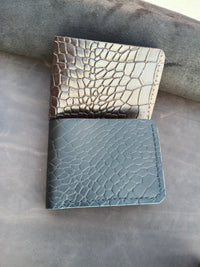 Crocodile embossed wallet cow leather
